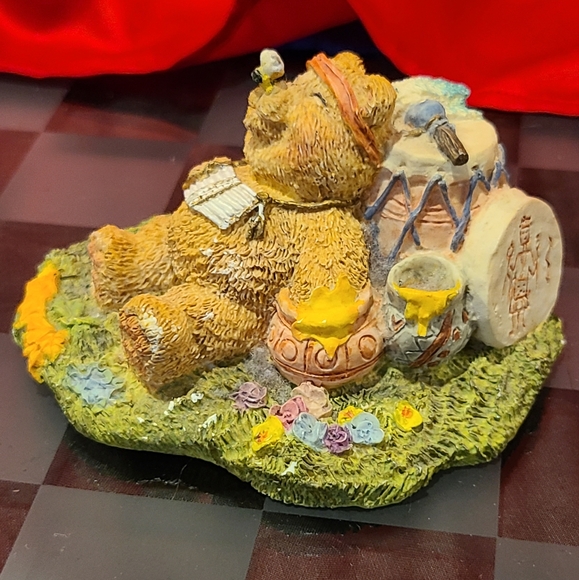 Pow Wow Bear figurine for sale - Picture 4 of 14